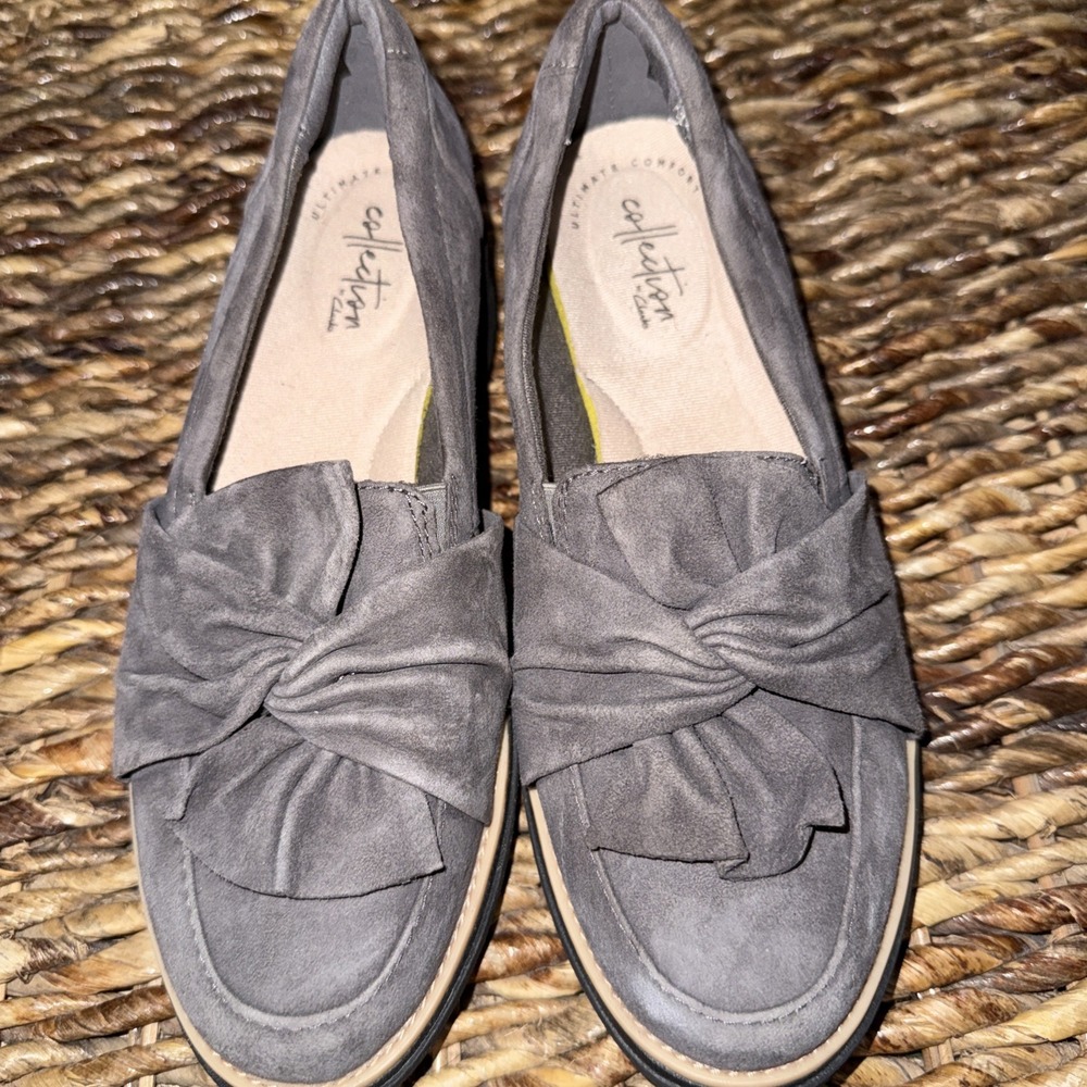 Clarks Sharon Dasher Grey Suede Knotted Bow Loafer Shoes Womens 7